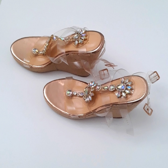 Shoes - Picture 4 of 12